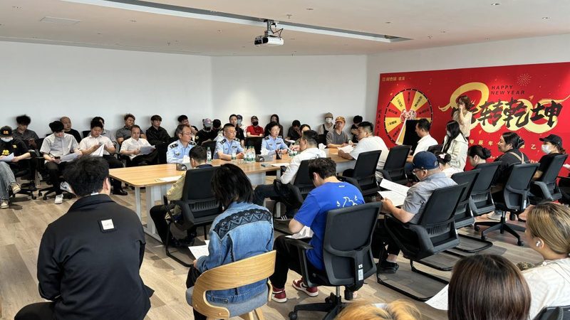 揭秘手工饼干加盟店：费用构成与投资考量